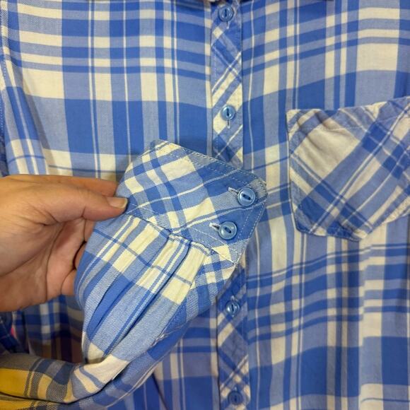 Bit & Bridle, Blue and White Casual Button Down Shirt. Size Medium Good used con - Picture 2 of 7